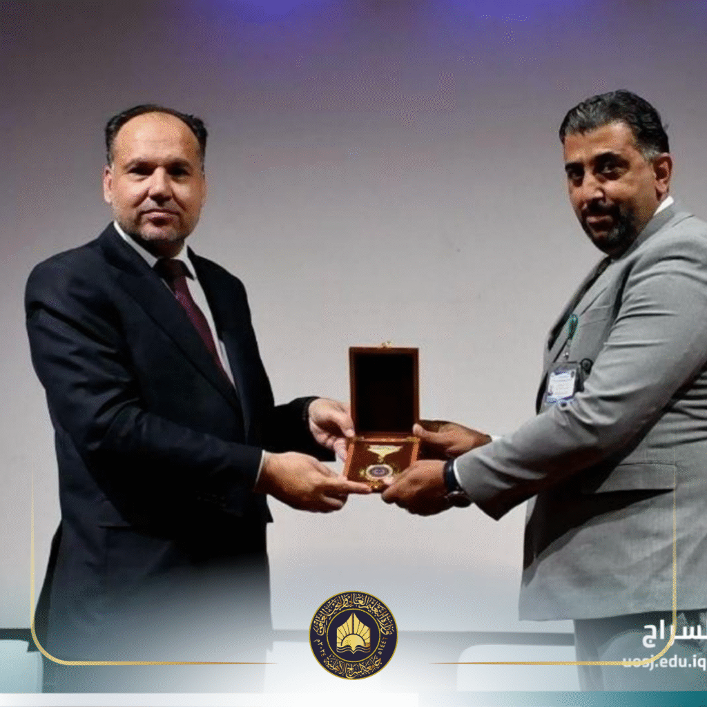 تدريسي في جامعة السراج ينال وسام التميز من رئيس جامعة الفرات الأوسط التقنية